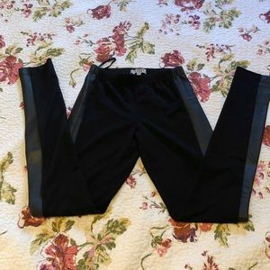Wyatt Collection Leggings-Vegan Leather Sides XS